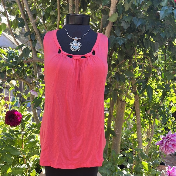 Sleeveless Knit Top Spring+Mercer,Size L ,Coral Orange,Triple Knot Design,EUC - Picture 3 of 10